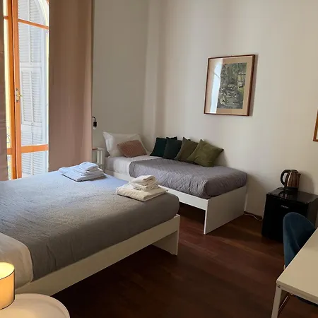 بيت ضيافة Cavour Centre